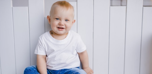 ¿Cuándo salen los primeros dientes a un bebé?